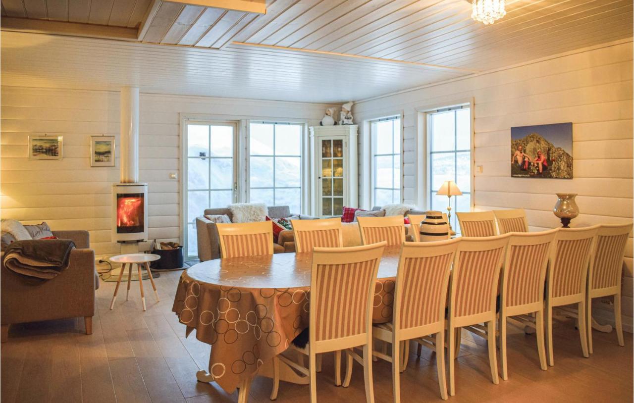 5 Bedroom Cozy Home In ノールハイムスン エクステリア 写真