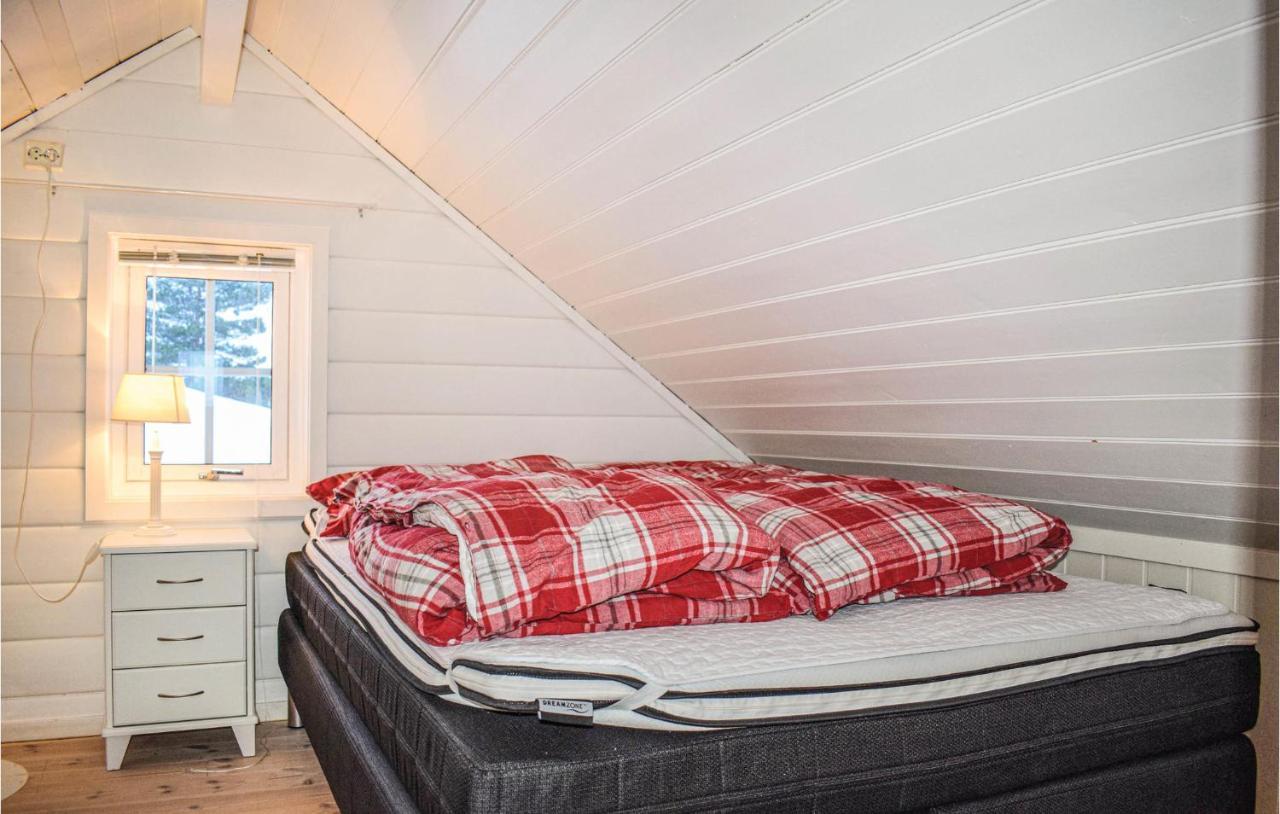 5 Bedroom Cozy Home In ノールハイムスン エクステリア 写真