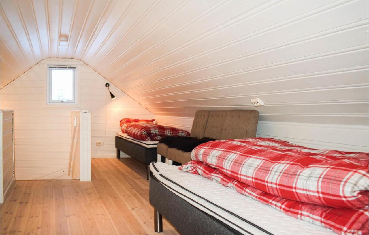 5 Bedroom Cozy Home In ノールハイムスン エクステリア 写真